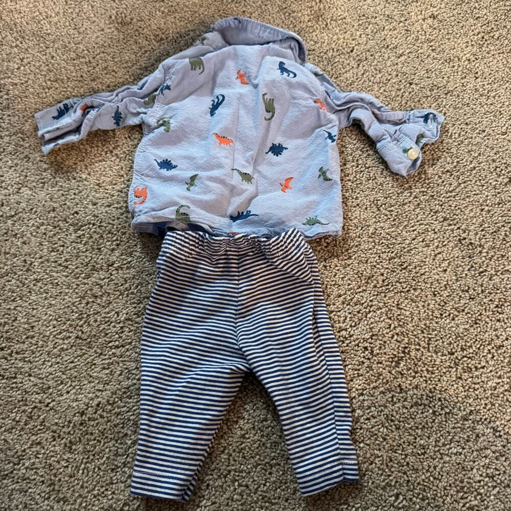 Carter's 2 Piece SET of Boys Size Newborn Button Down Shirt & Pull On Pants - Picture 2 of 8